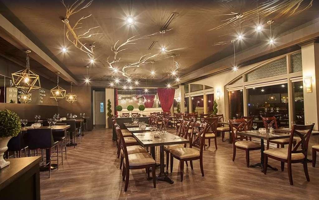 Hotel Chateau جولييت المطعم الصورة